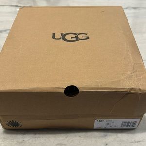 Ugg Tazz platform slipper